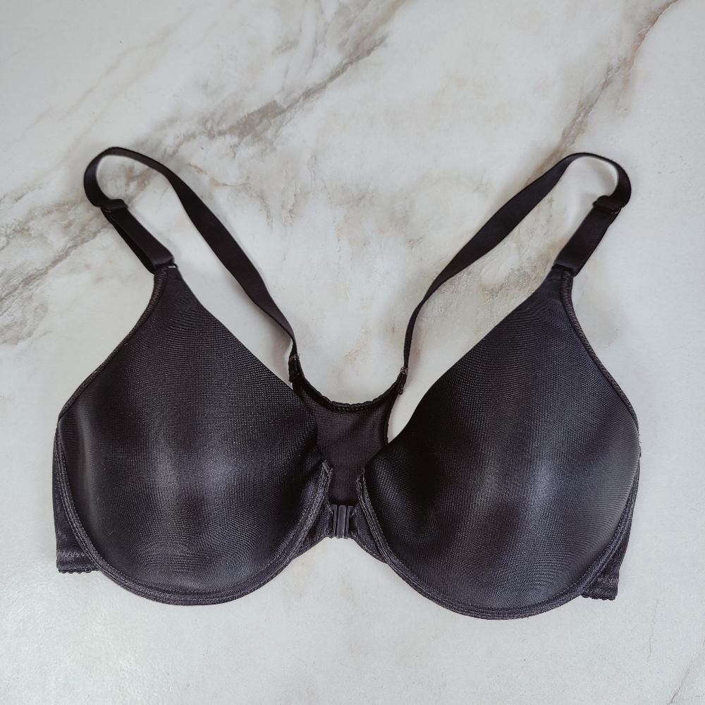 Wacoal 75420 Black Lightly Lined Front Close Racerback Bra, Sz Petite 32B